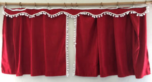 Záclonky dodávka UNI bambulky